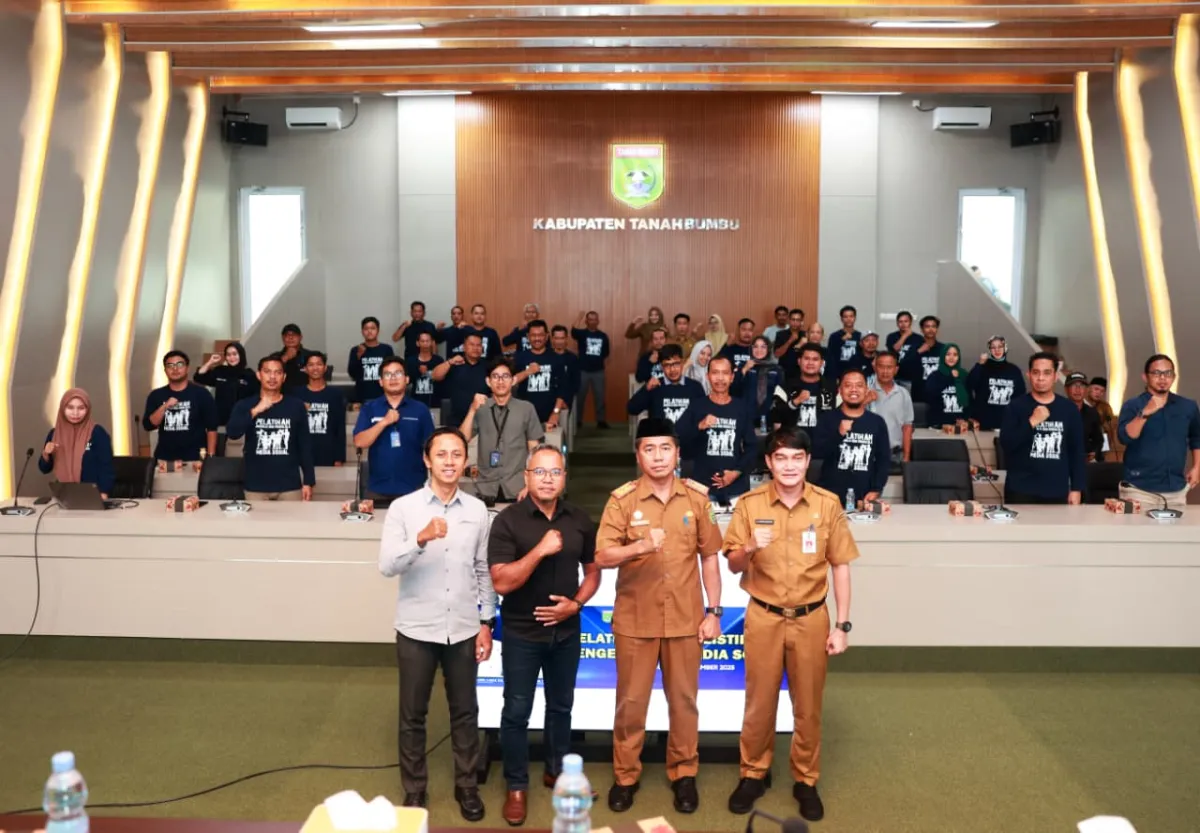 Pelatihan Keterampilan Komunikasi untuk ASN dan Wartawan di Tanah Bumbu