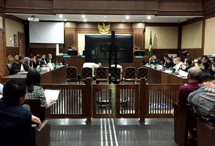 Riva Siahaan Memohon Keadilan dalam Sidang Pleidoi Kasus Korupsi