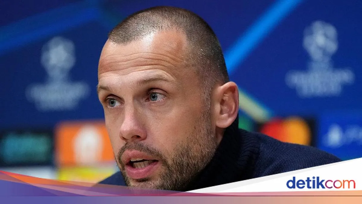John Heitinga Resmi Menjadi Asisten Manajer di Tottenham Hotspur