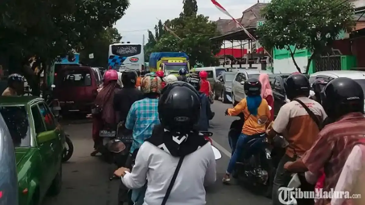 Tips Aman Berkendara Saat Puasa: Perencanaan dan Istirahat Penting
