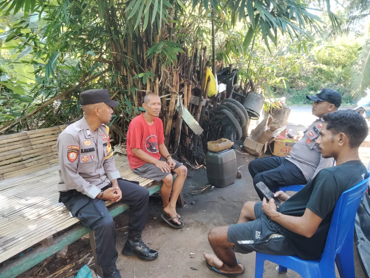 Polsek Kisar Gelar Jumat Curhat untuk Stabilitas Kamtibmas