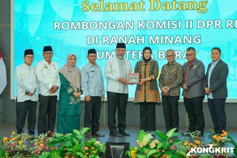 Gubernur Sumbar Desak Percepatan Transfer Dana TKD untuk Pemulihan Pascabencana