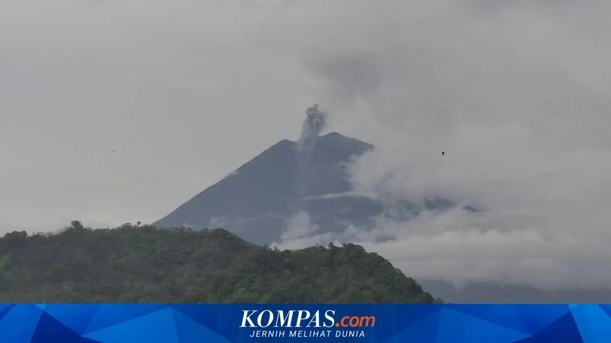 Risiko Awan Panas dan Lahar di Gunung Semeru Meningkat