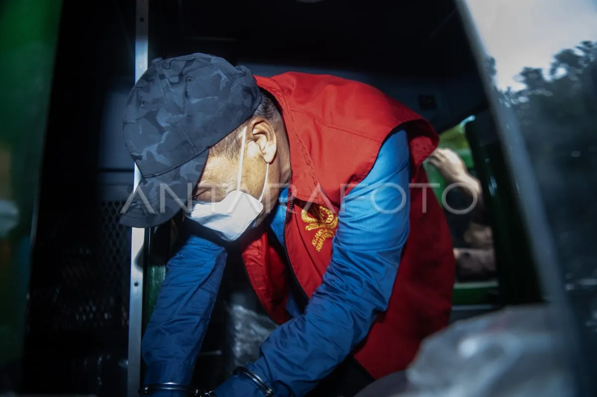 Kejati Sumsel Tahan Direktur Keuangan PT Semen Baturaja Terkait Korupsi