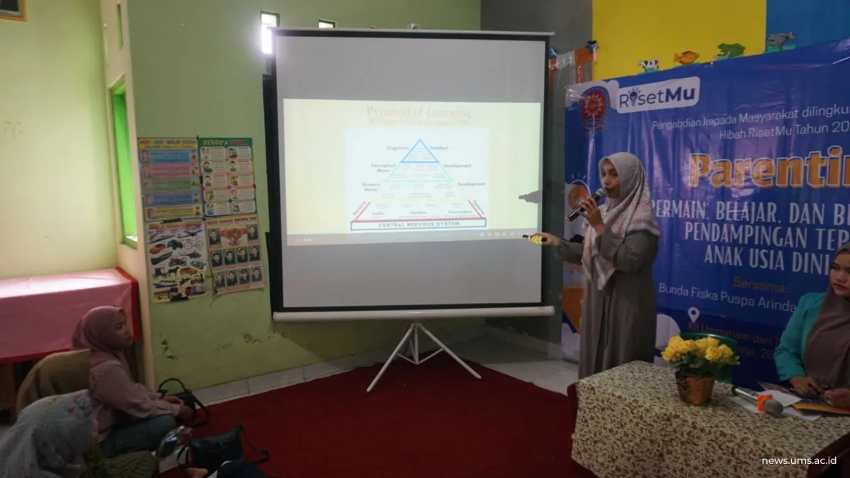 UMS Gelar Parenting untuk Tingkatkan Brand KB/TK Ummahaat Aisyiyah