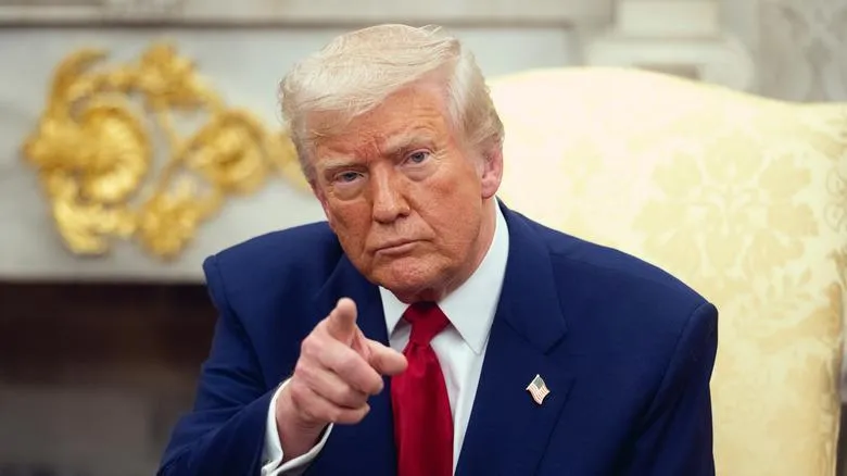 Trump Umumkan Tarif Global 10% Pasca Kekalahan di Mahkamah Agung
