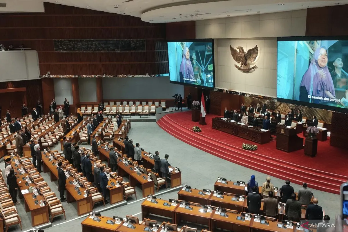 DPR RI Sahkan RUU KUHAP Baru, Perkuat Hak Warga Negara