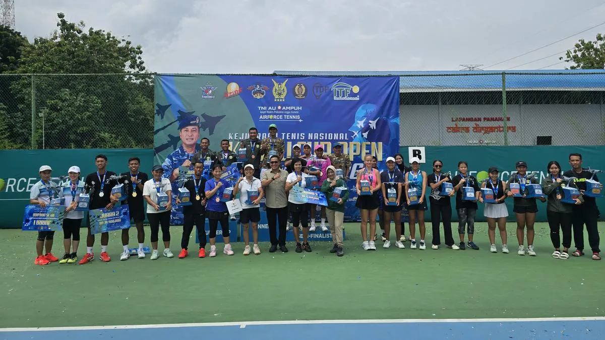 Kejurnas Tenis Kasau Cup 2026 Sukses, Tegar Abdi dan Arina Varaksina Raih Gelar Juara