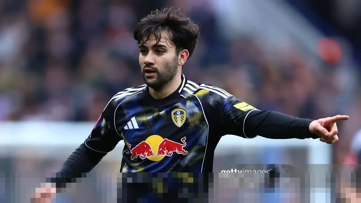 Daniel Farke Menjelaskan Alasan Facundo Buonanotte Belum Menjadi Starter Utama di Leeds United