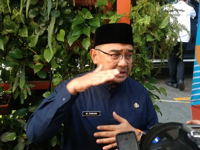 Inovasi Angkot Cerdas di Bandung: Pembayaran Digital Menggantikan Tunai