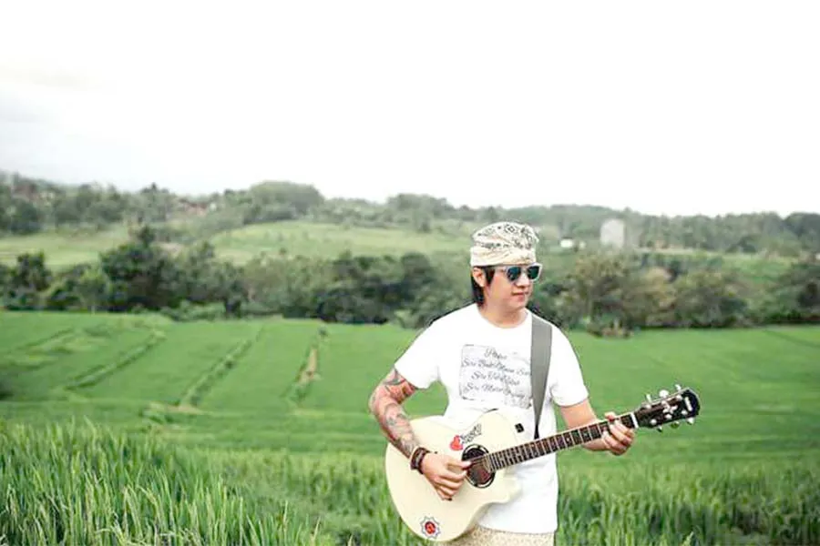 Fakta Menarik di Balik Lagu 'Tresna Butuh Materi' Karya Mr Rayen