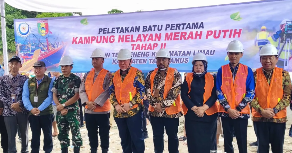 Bupati Tanggamus Resmikan Pembangunan KNMP Tahap II untuk Kesejahteraan Nelayan