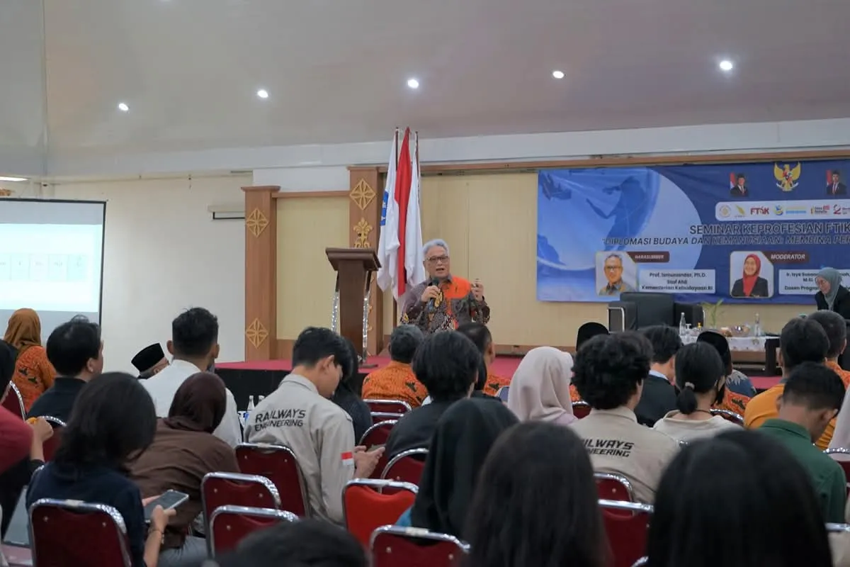 Seminar FTIK Itera: Mahasiswa Dalami Diplomasi Budaya untuk Perdamaian Global
