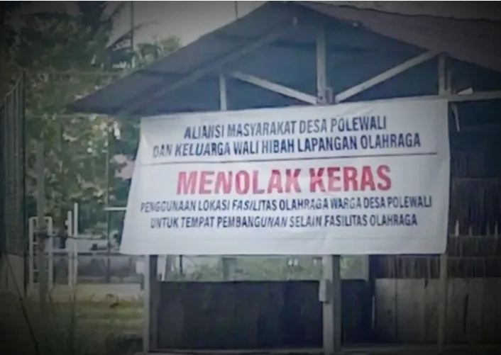 Warga Kayumaloa Tolak Pembangunan Koperasi di Lapangan Sepak Bola