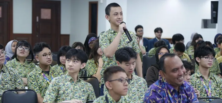 Siswa SMP Perkumpulan Mandiri Belajar Konstitusi di Mahkamah Konstitusi