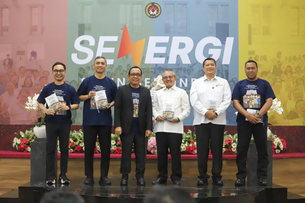 Menko PMK Luncurkan Buku Transformasi Birokrasi Cerdas dan Humanis