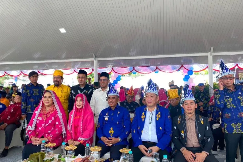 Moh Yasin Lataka Resmi Jabat Ketua DPRD Donggala