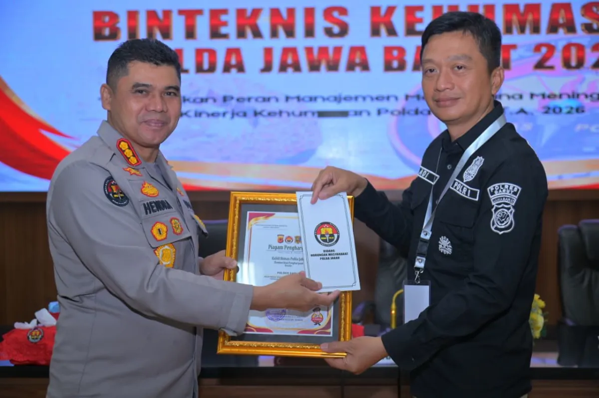 Humas Polres Garut Raih Penghargaan Akun Media Sosial Terbanyak di Jawa Barat
