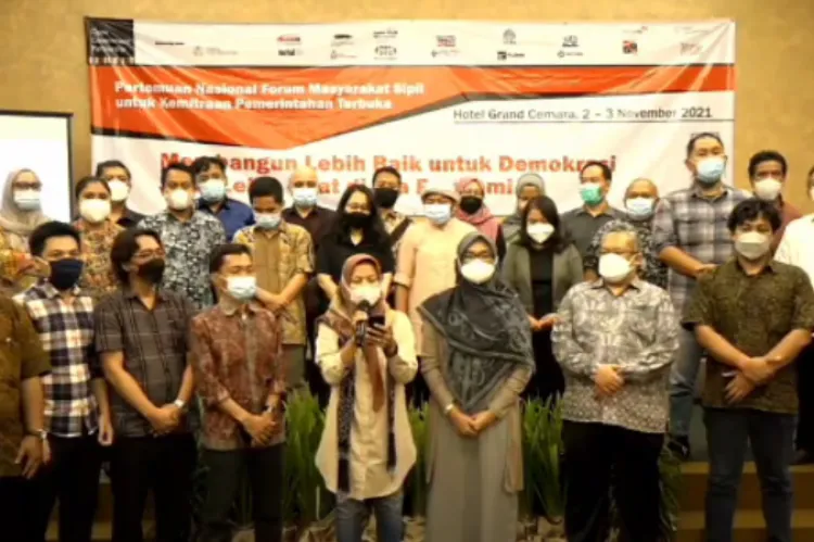 Menjaga Keterbukaan dan Ruang Demokrasi di Tengah Pandemi: Tantangan dan Harapan