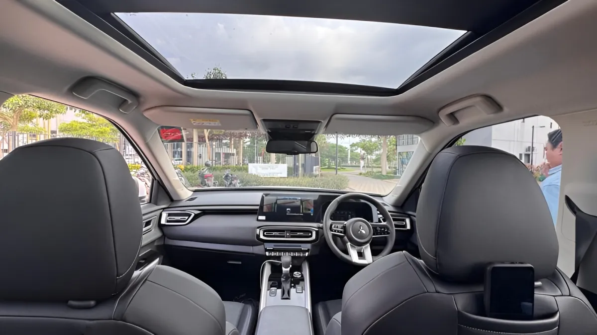 Mitsubishi Destinator 2026: Interior Mewah dan Fungsional untuk Keluarga