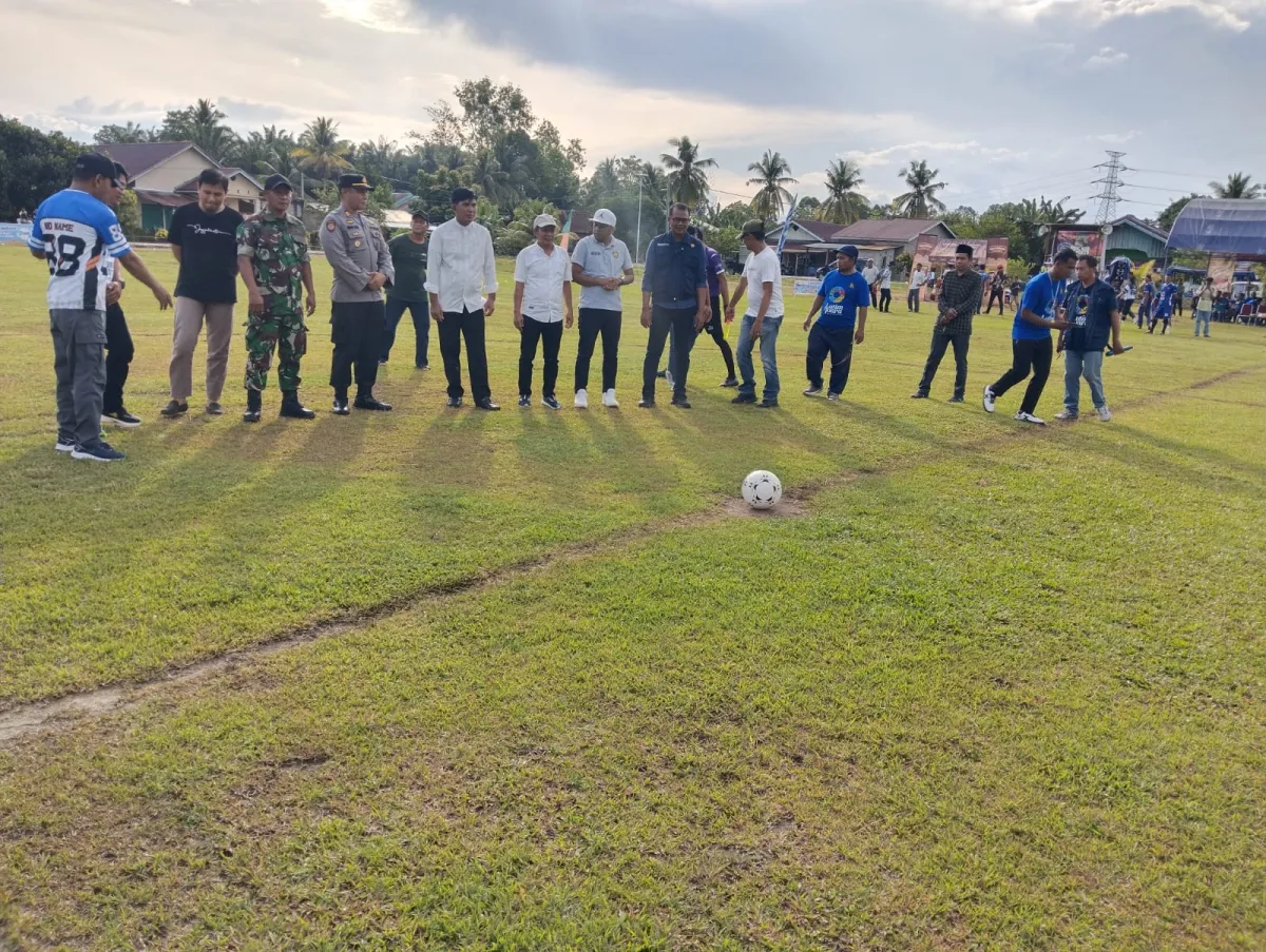 Turnamen Sepakbola Lera Cup II Resmi Dimulai di Luwu Timur