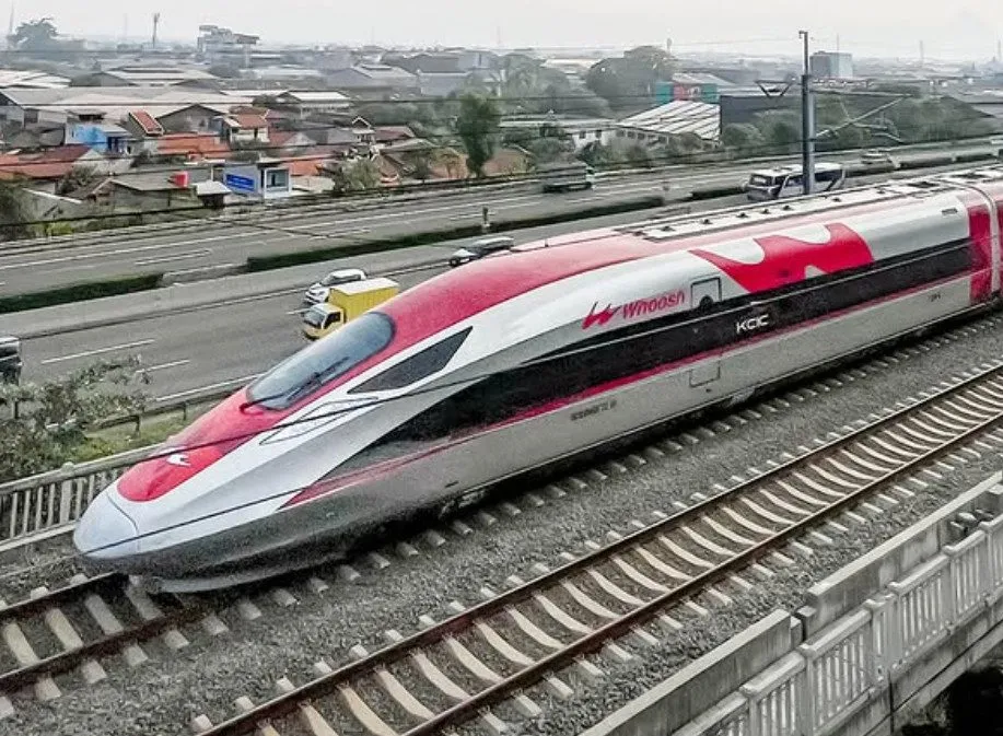 Presiden Jokowi: Kerugian Kereta Cepat Whoosh Semakin Mengecil