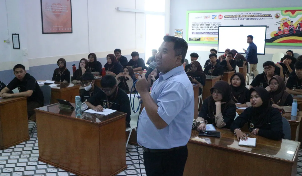 Undira Selenggarakan Pelatihan Kreasi Konten Digital di SMK 1 PB Sudirman