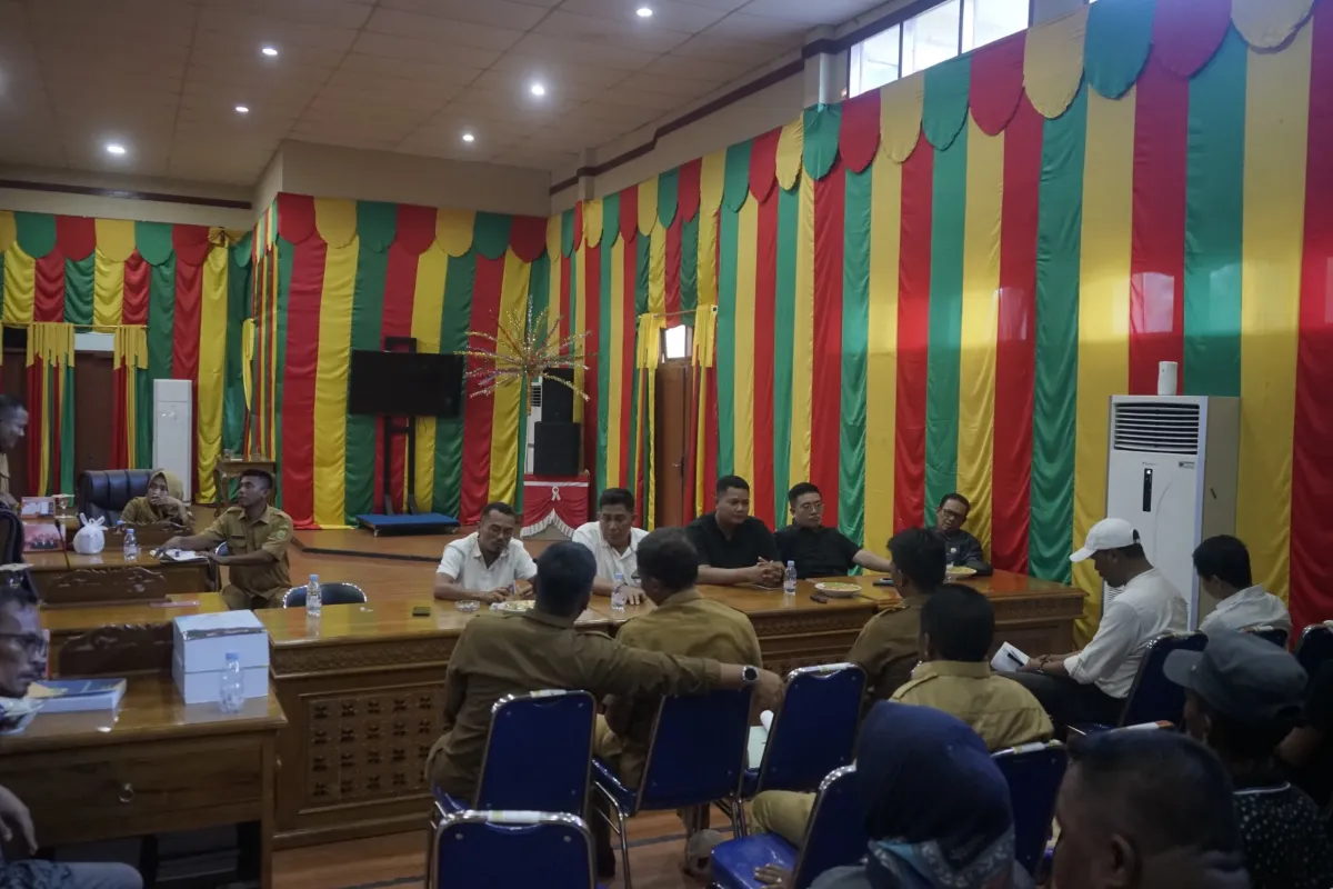 DPRD Lingga Bahas Penyelesaian Konflik Lahan Sagu di Pekaka
