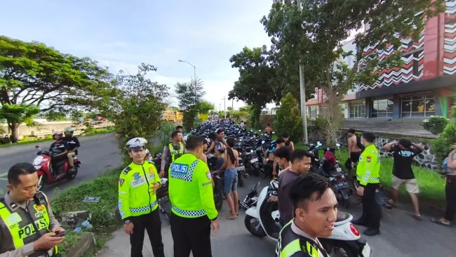 Razia Balap Liar di Porong: 300 Kendaraan Diamankan