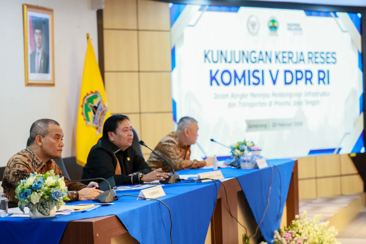 Gubernur Jateng Ingatkan Waspadai Cuaca Ekstrem Jelang Mudik Lebaran 2026