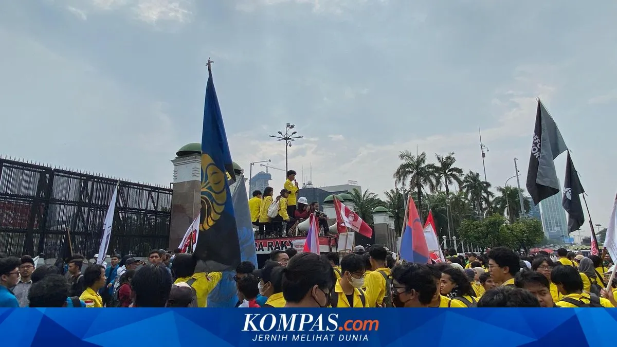 Mahasiswa Demo di DPR, Anggota Fokus Rapat Internal
