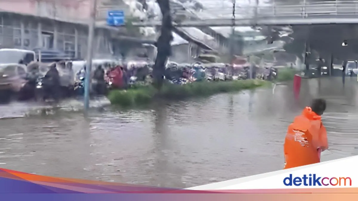 Update Genangan Air di Jakarta: 34 Ruas Jalan Tergenang