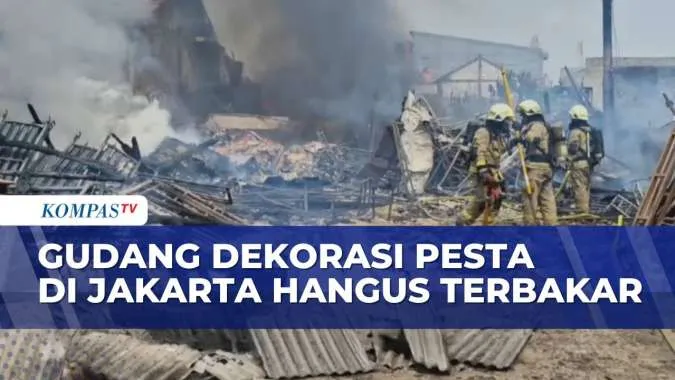 Kebakaran Gudang Dekorasi Pesta di Jakarta Timur Hanguskan 4 Rumah