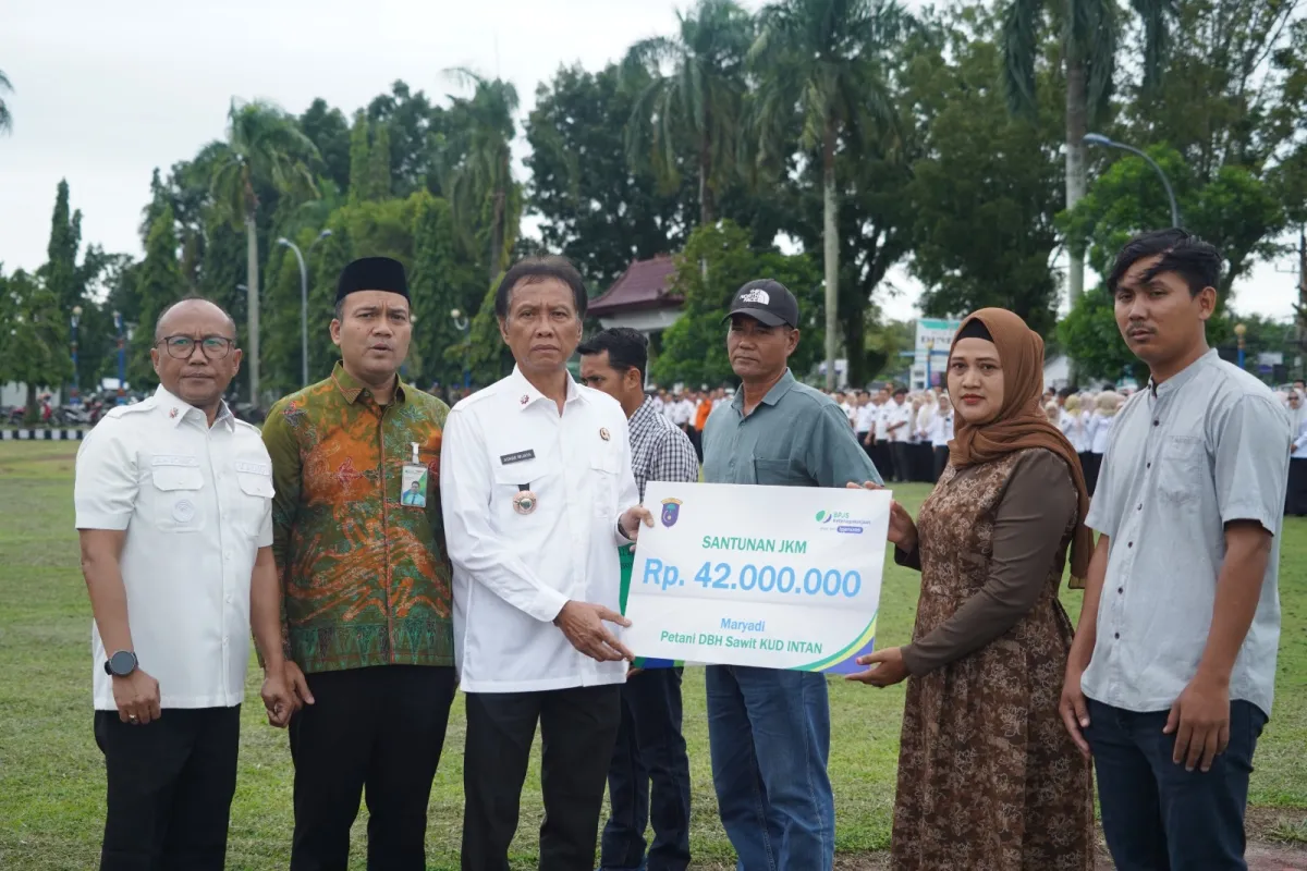 Pekerja Sawit di OKI Kini Terima Perlindungan BPJS Ketenagakerjaan