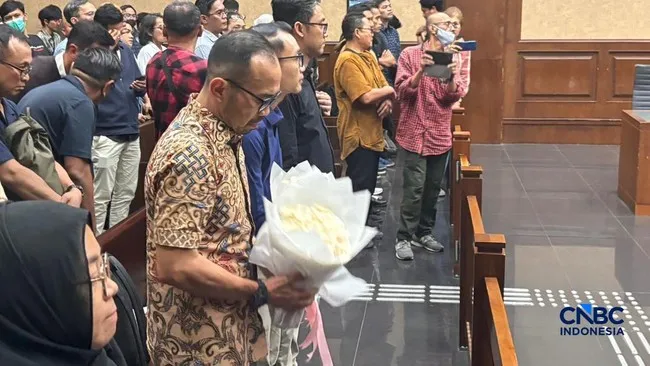 Eks Bos Pertamina Riva Siahaan Minta Dibebaskan dari Tuntutan Korupsi