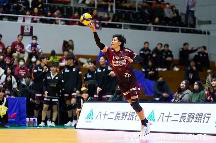 Aksi Gemilang Farhan Halim Dapat Sorotan di Liga Voli Jepang