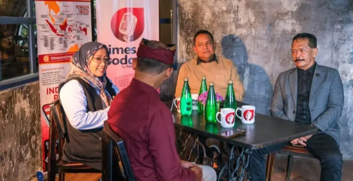 Komisi IV DPRD Pasuruan Bahas Tanggung Jawab Kesehatan Masyarakat dalam Podcast JAWARA
