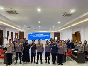 Polresta Surakarta Gelar Pelatihan Bahasa Isyarat untuk Pelayanan Disabilitas