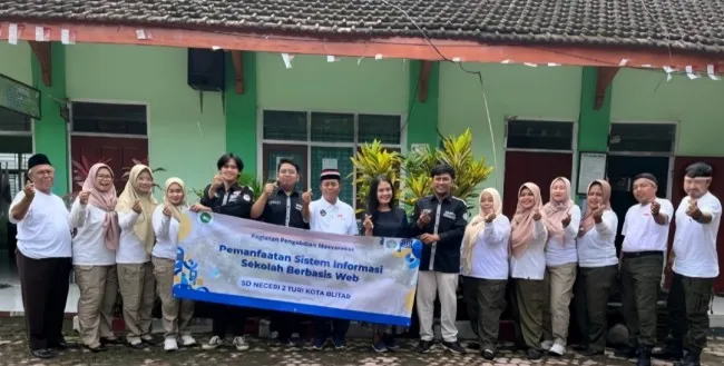 Unisba Blitar Luncurkan Aplikasi SITURI untuk Digitalisasi SD Negeri 2 Turi