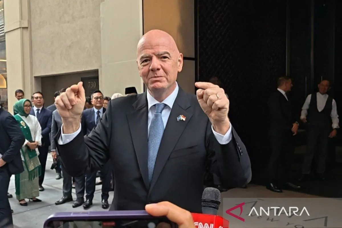 Infantino dan Ceferin Dituduh Terlibat Kejahatan Perang di Palestina