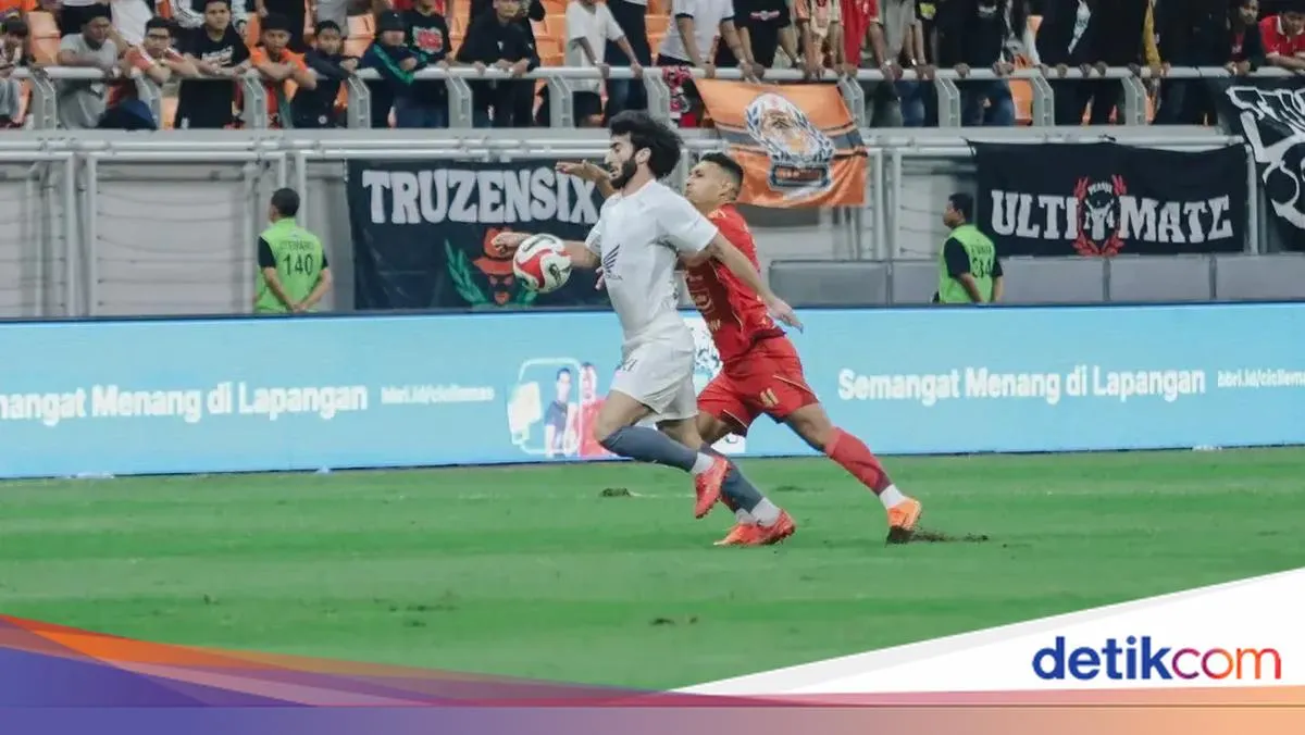 Gol Perdana Boboev Bawa PSM Imbang 1-1 Lawan Persija