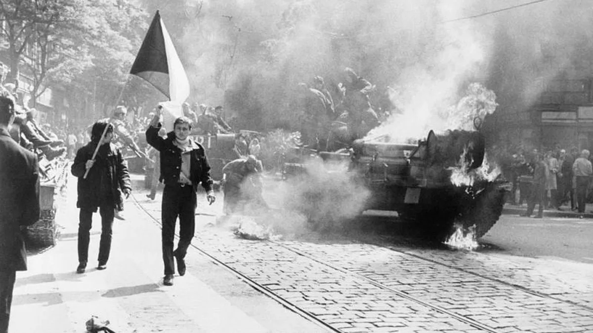 Pakta Warsawa: Sejarah, Tujuan, dan Pembubarannya