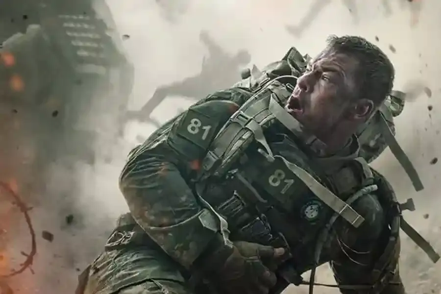War Machine: Aksi Seru Tentara AS Melawan Invasi Alien di Netflix
