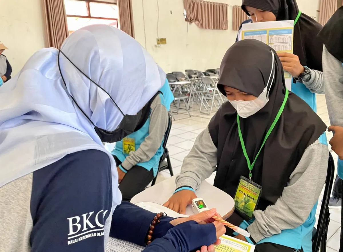 Pemeriksaan Kesehatan Remaja Melalui Pengukuran Denyut Nadi