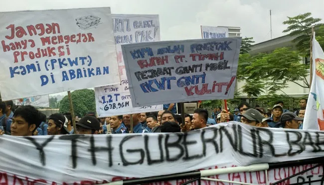 MK Batasi Karyawan Kontrak Hingga 5 Tahun, Outsourcing Tidak Prioritas