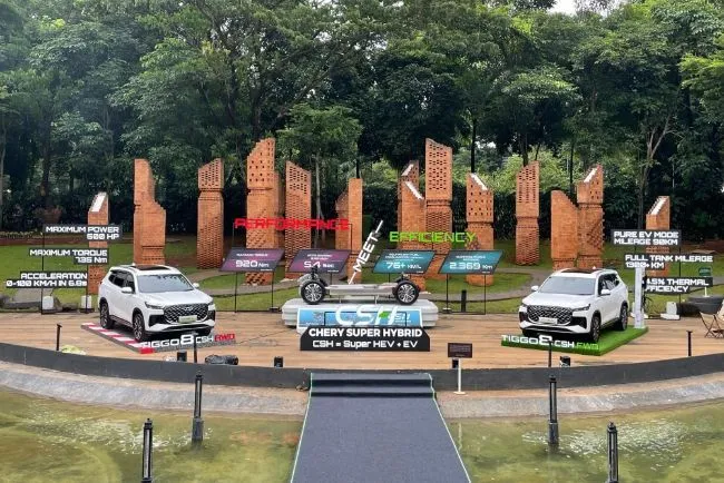 Chery Tiggo 8 CSH: Perpaduan Kenyamanan dan Konektivitas di SUV Hybrid