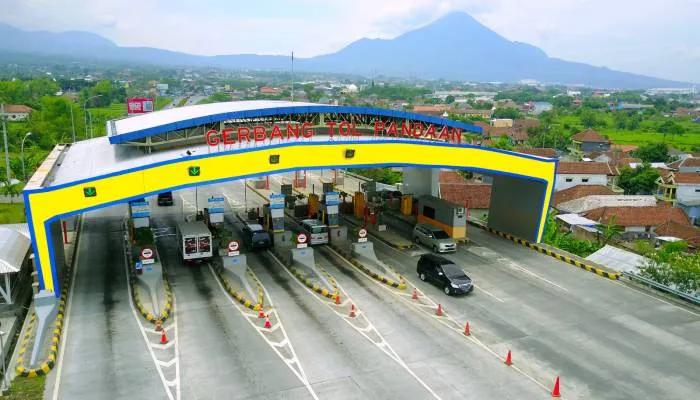Pintu Gerbang Terdekat dan Tarif Tol Trans-Jawa 2022 untuk Golongan I