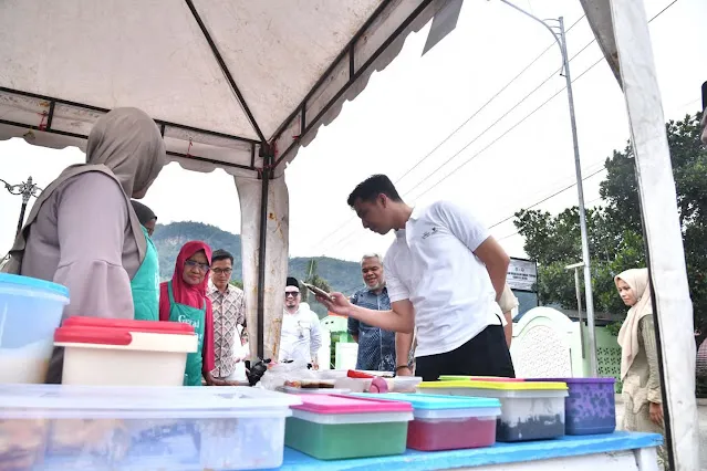 Gerai Z-Iftar Ramadhan Dukung 48 UMKM Mustahiq di Sawahlunto