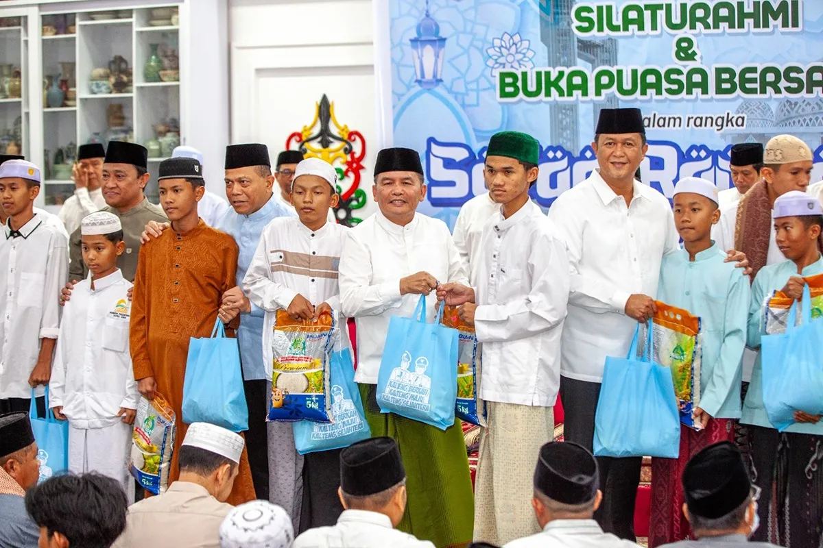 Gubernur Agustiar Sabran Gelar Buka Puasa Bersama di Istana Isen Mulang