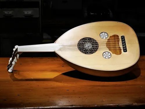 Oud: Alat Musik Kuno yang Masih Eksis di Timur Tengah
